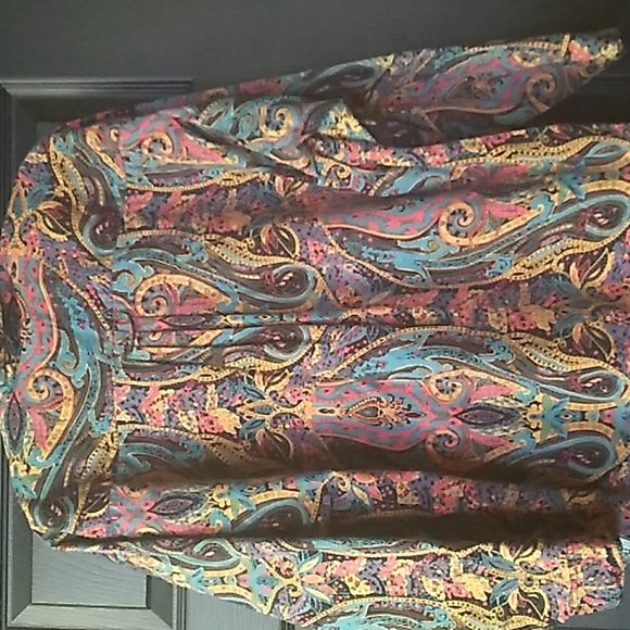 Atlast button down top - Picture 4 of 8